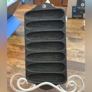 Vintage  Griswold Cast Iron No. 262 (625) - Miniature Corn or Wheat Stick Pan